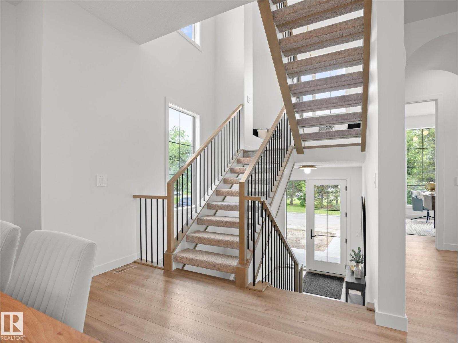 6303 109B AV NW - 4