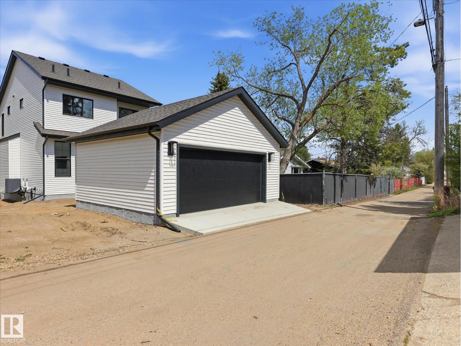 6303 109B AV NW - 44