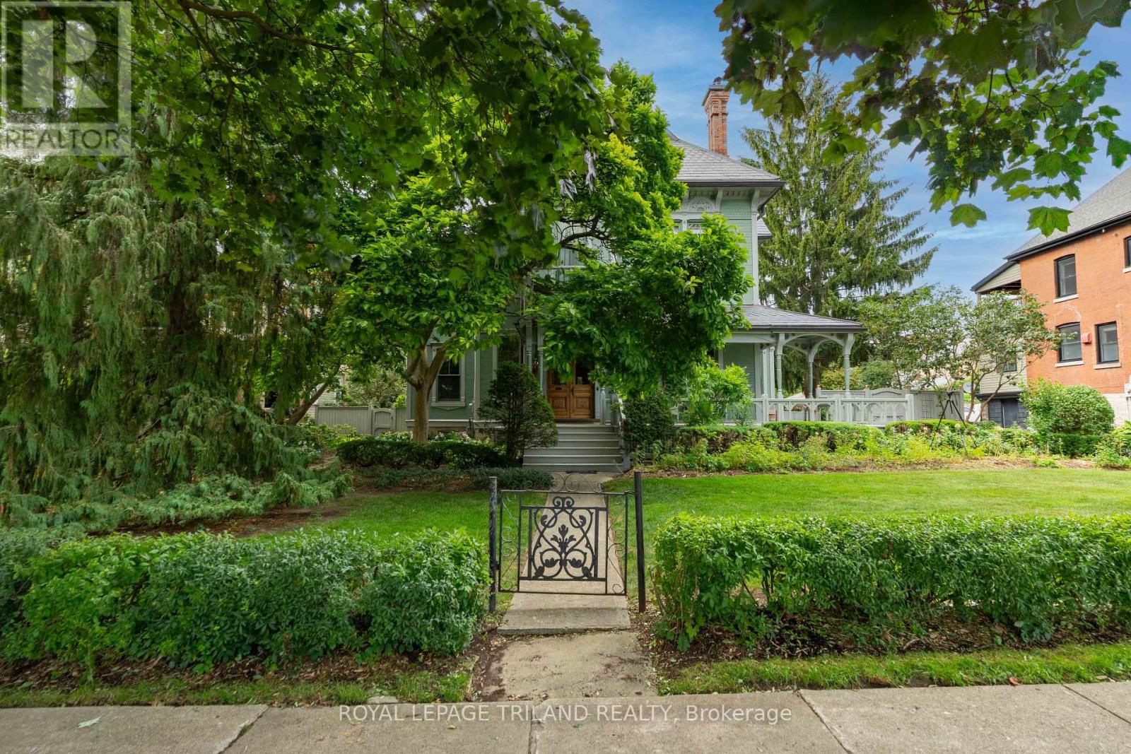 36 GROSVENOR STREET - 2