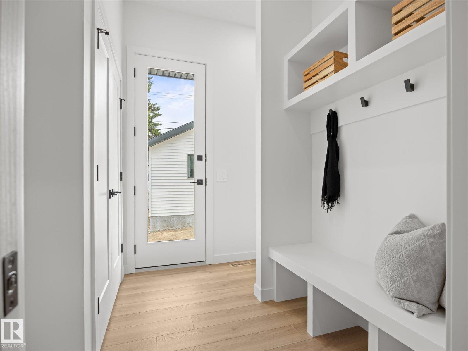 6303 109B AV NW - 19