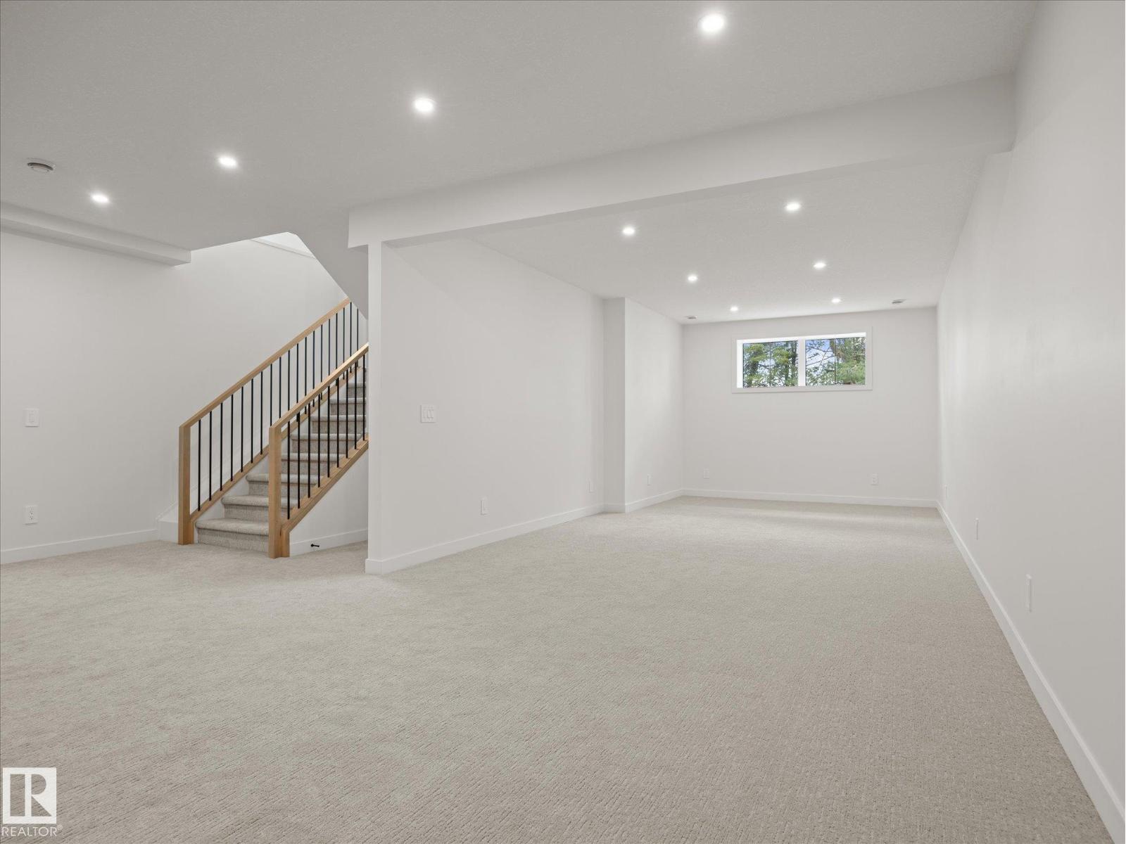 6303 109B AV NW - 37