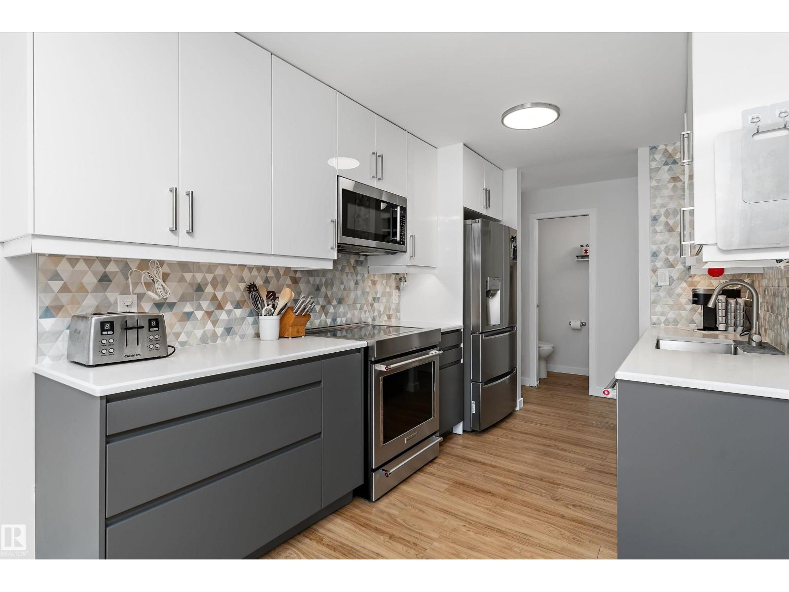 14F TWIN TC NW — photo 11