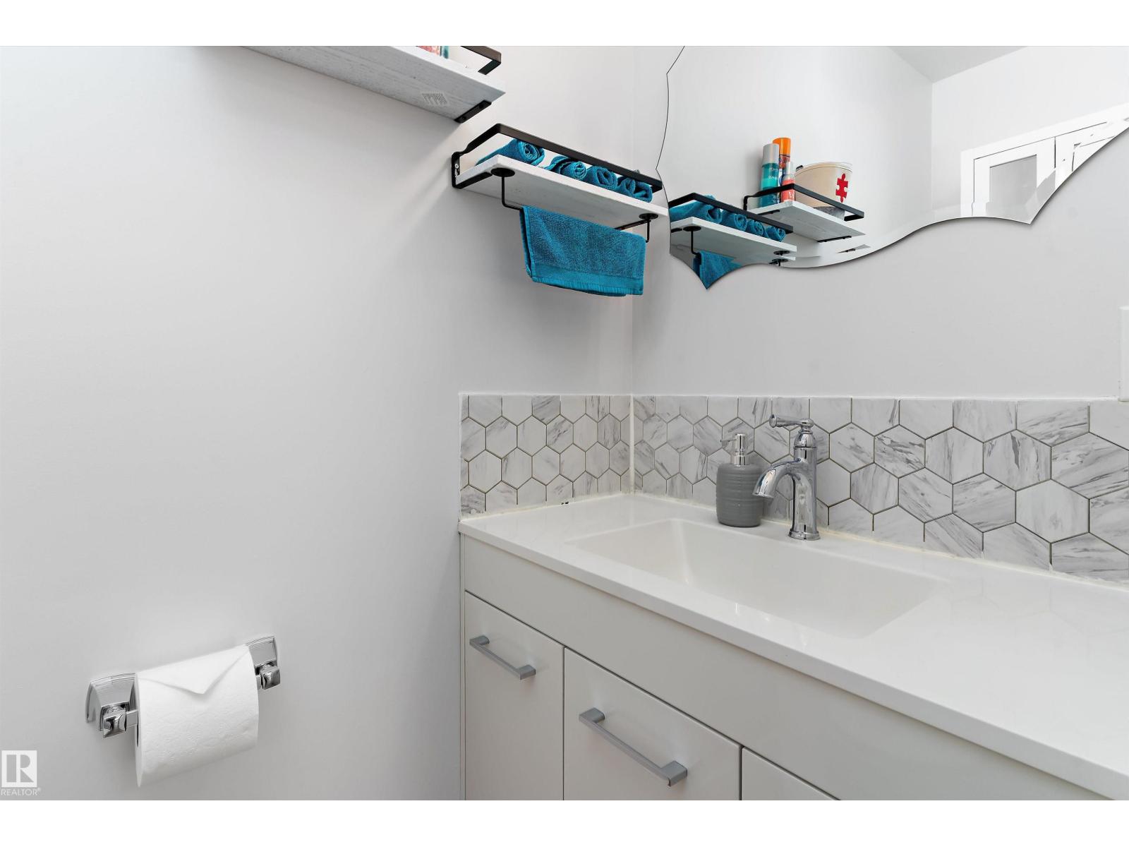 14F TWIN TC NW — photo 15