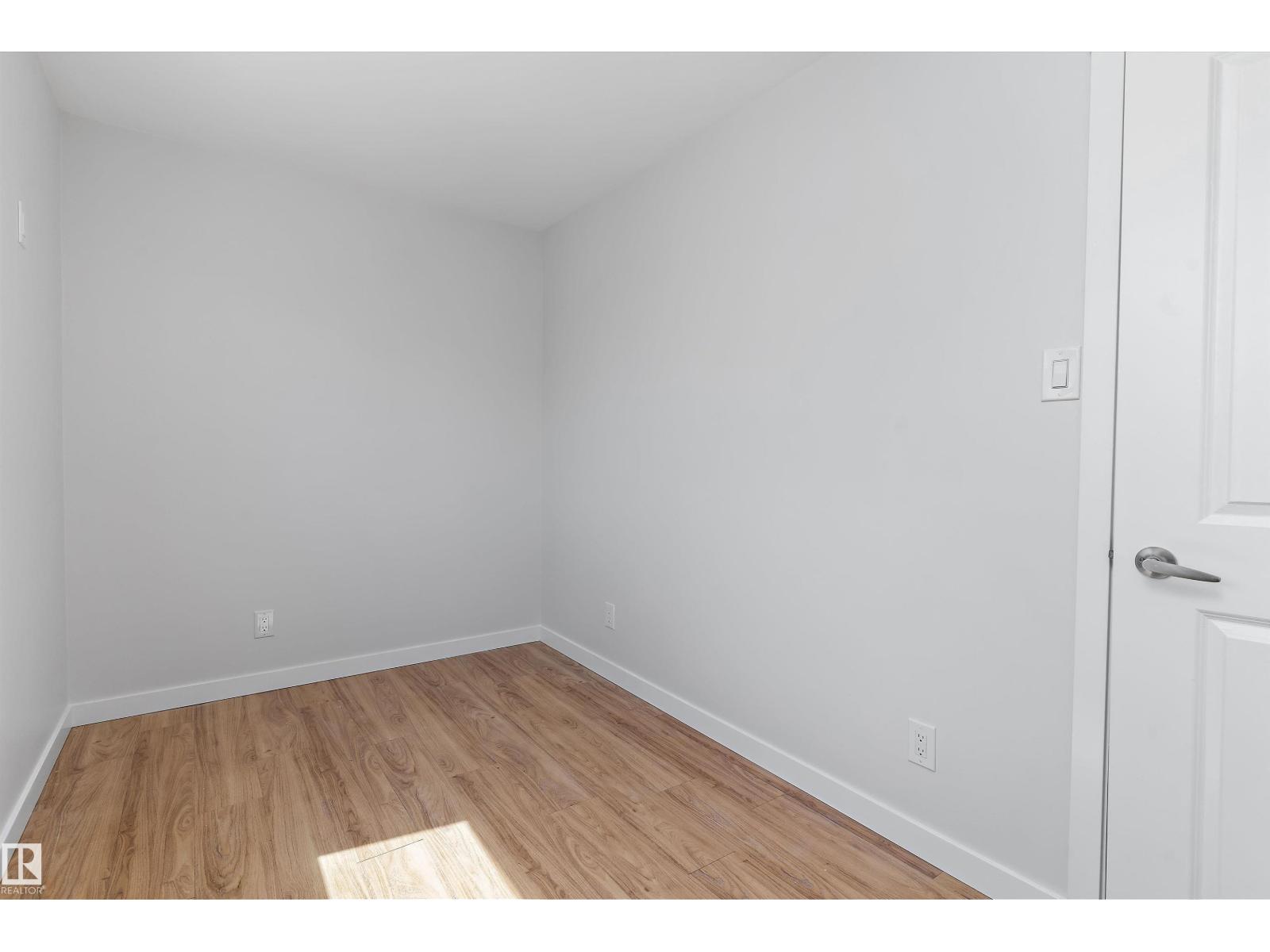 14F TWIN TC NW — photo 23