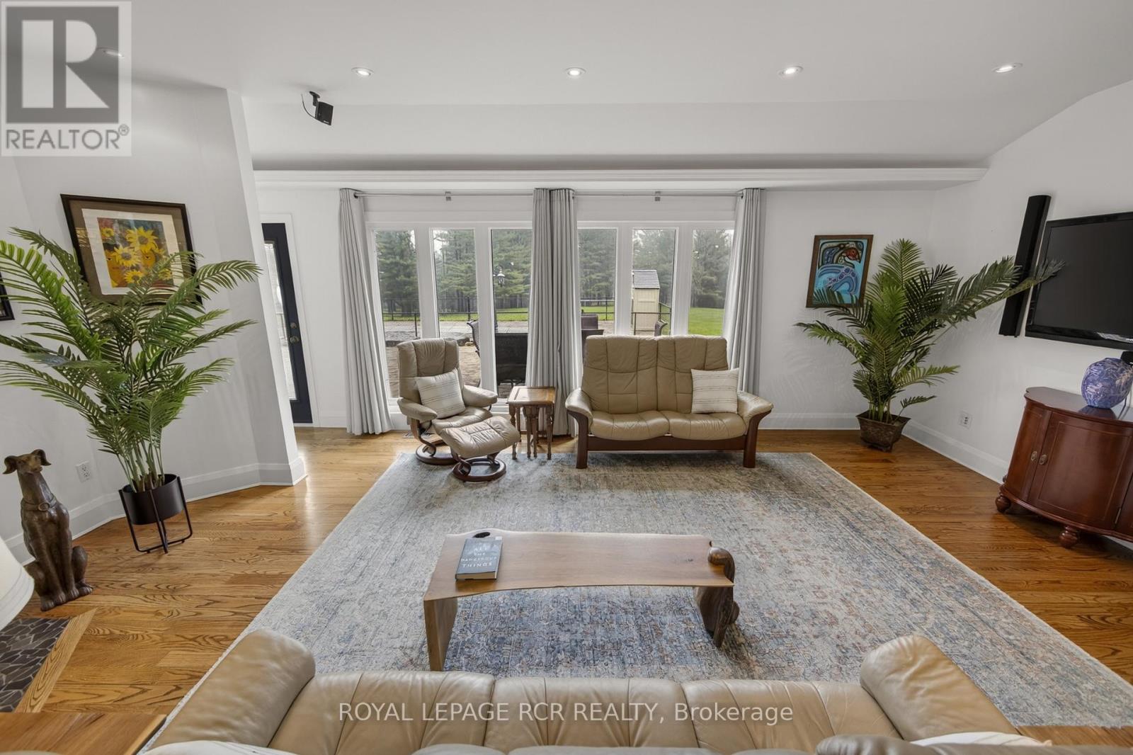 16365 BATHURST STREET - 11