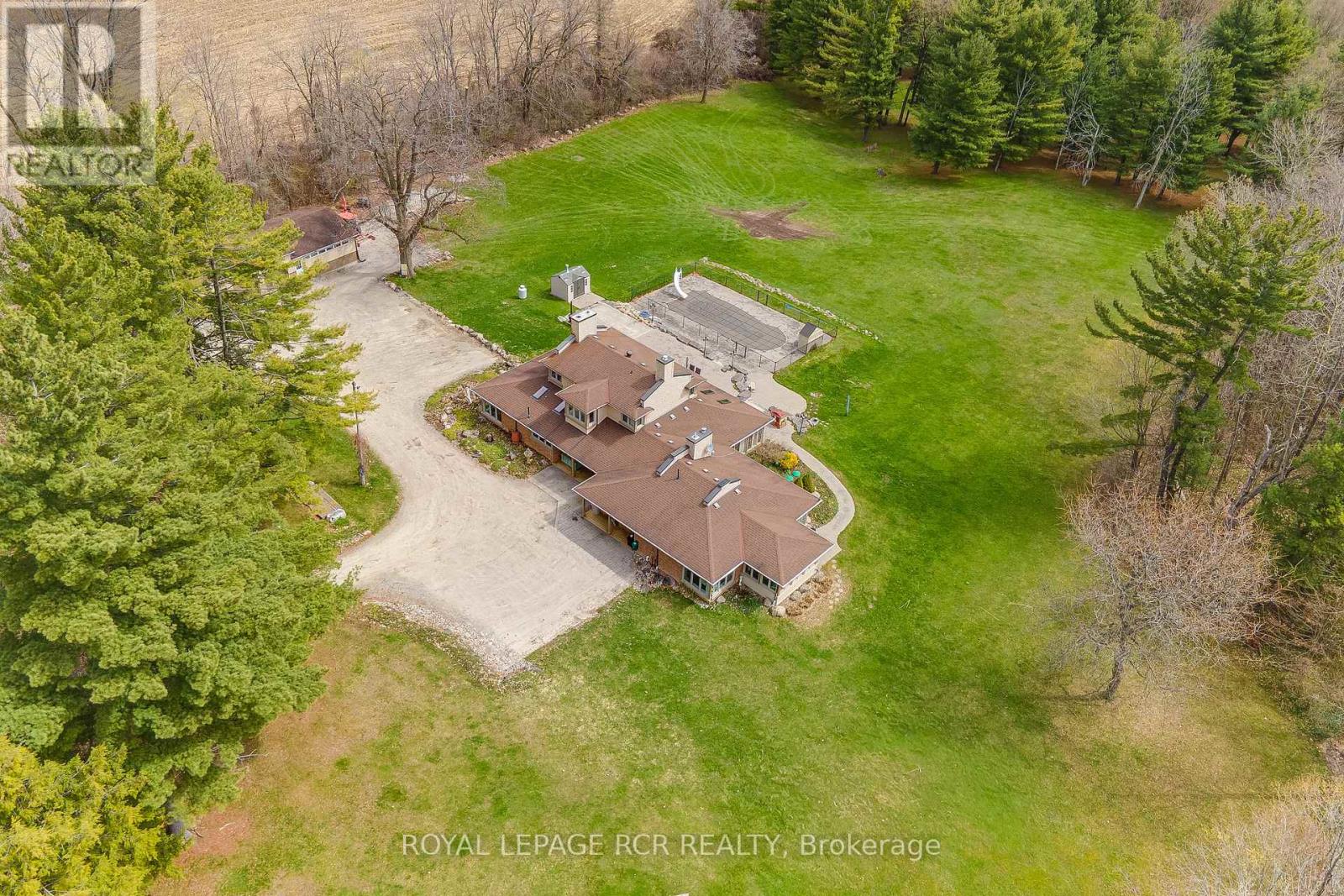 16365 BATHURST STREET - 44