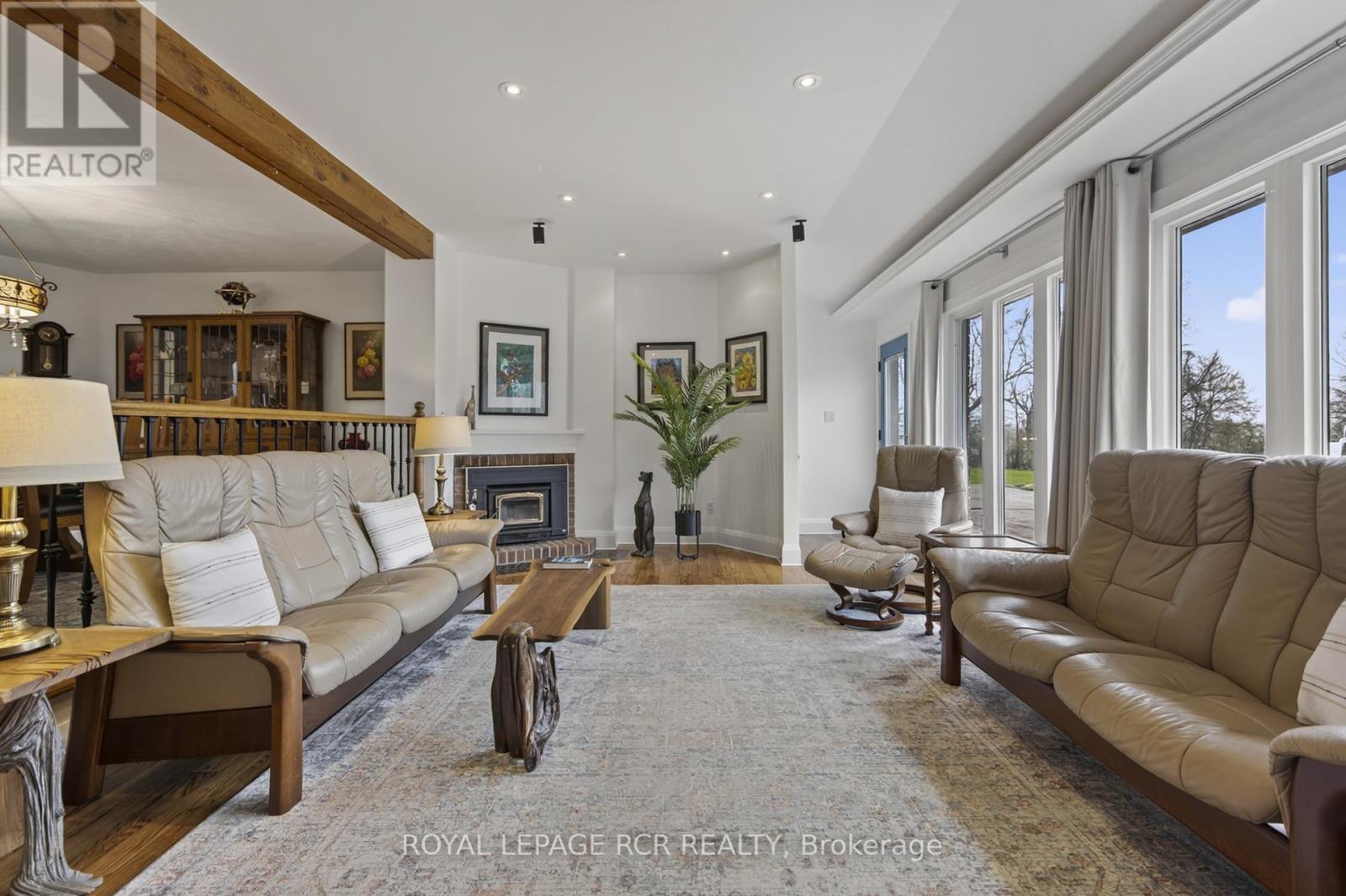 16365 BATHURST STREET - 7