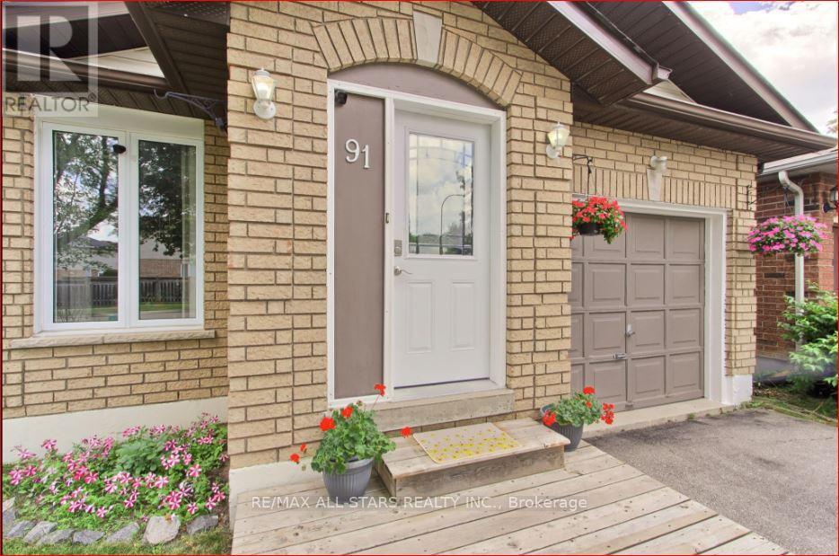 91 KATE AITKEN CRESCENT - 2