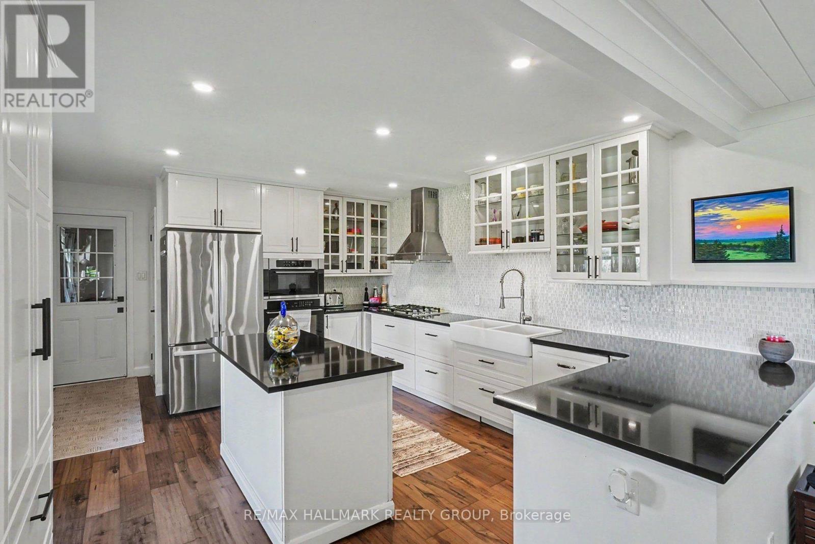 1475 BEACHBURG ROAD - 10