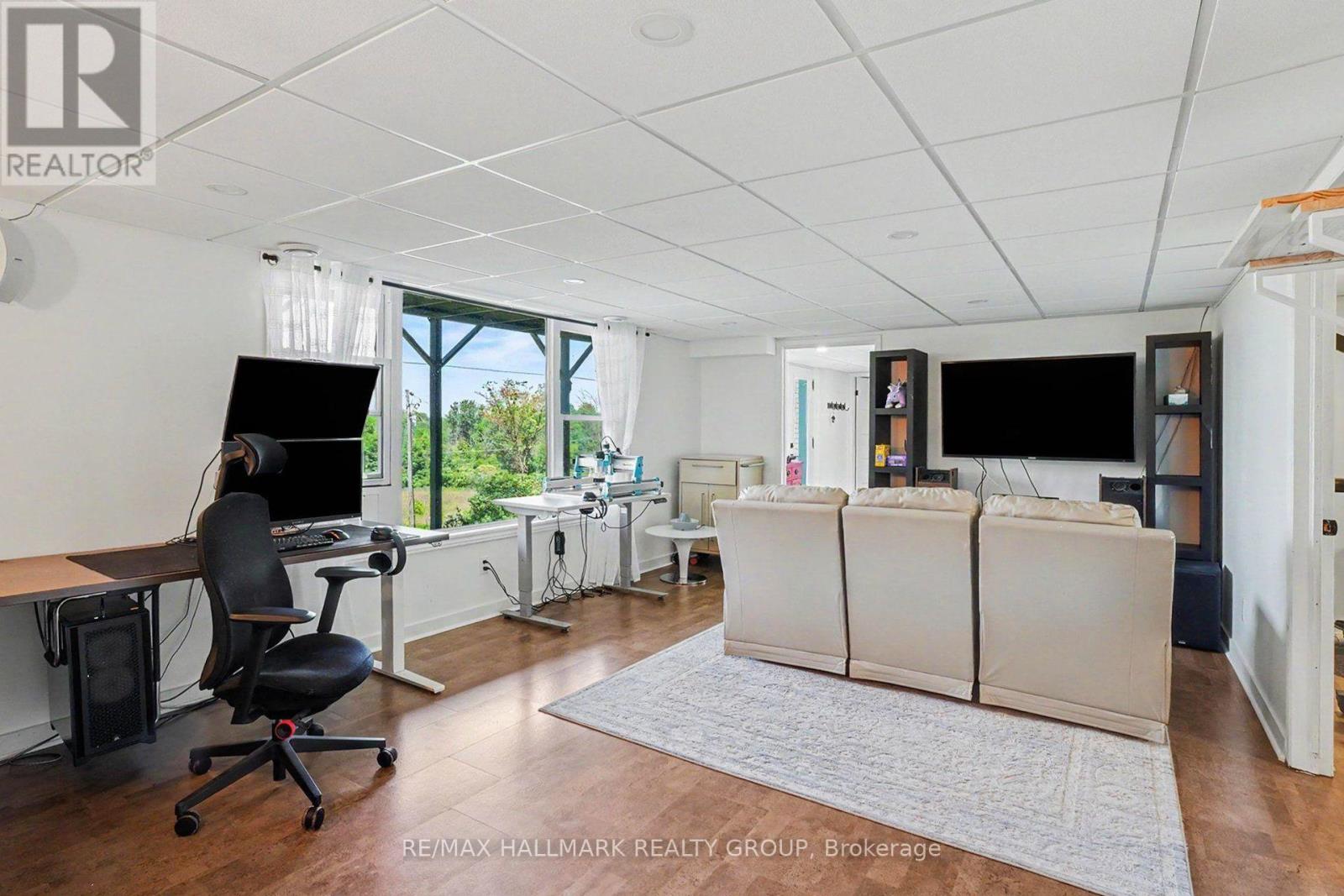 1475 BEACHBURG ROAD - 21