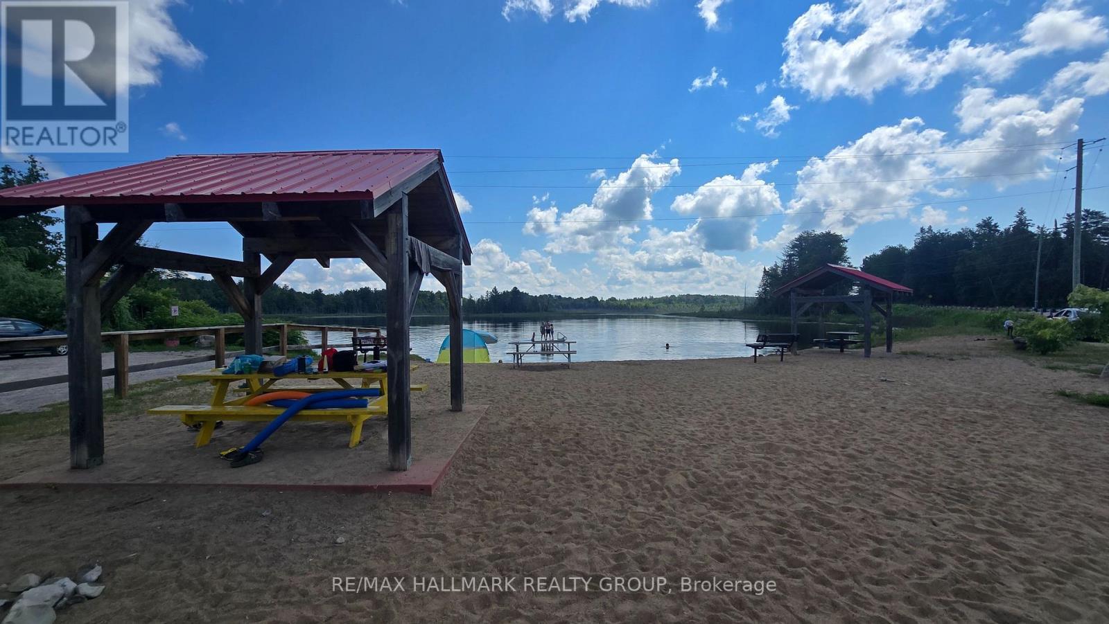 1475 BEACHBURG ROAD - 43