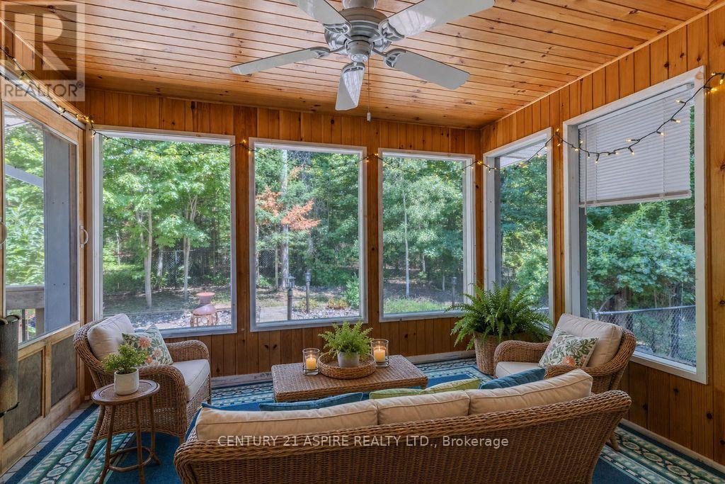 1576 GARDEN OF EDEN ROAD - 21