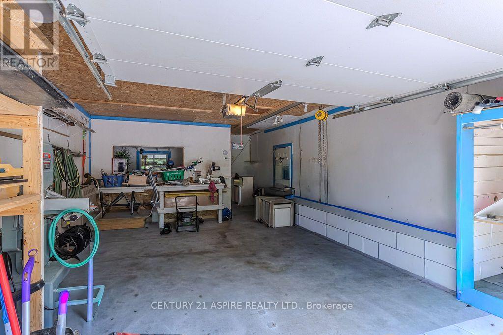 1576 GARDEN OF EDEN ROAD - 40