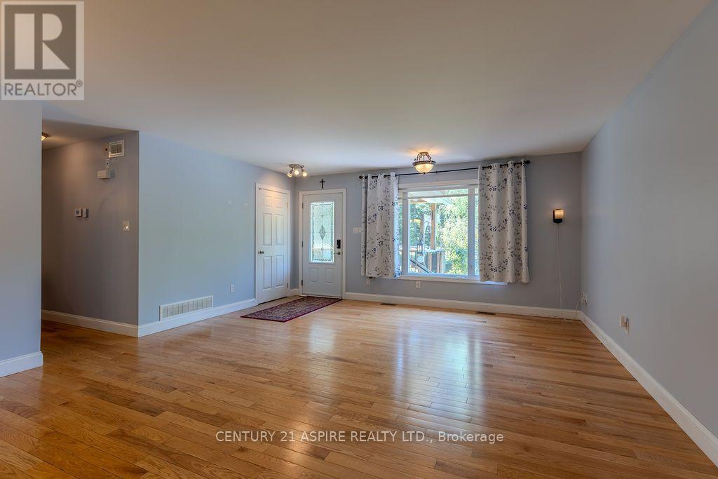 1576 GARDEN OF EDEN ROAD - 6