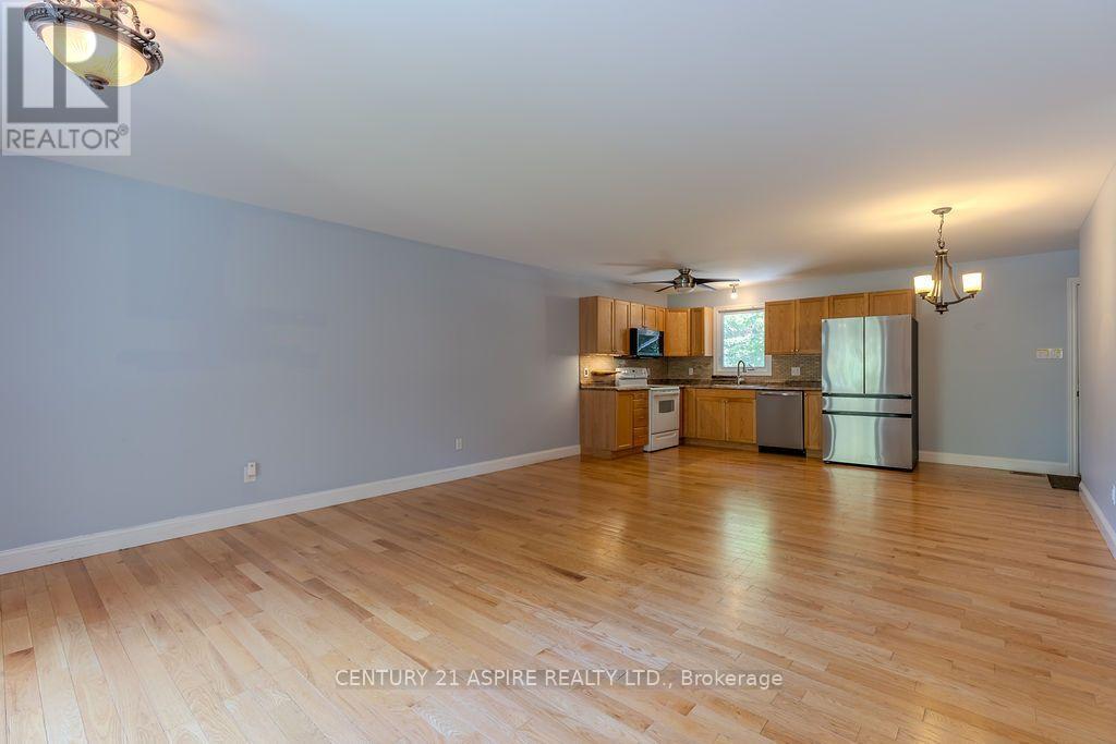 1576 GARDEN OF EDEN ROAD - 9