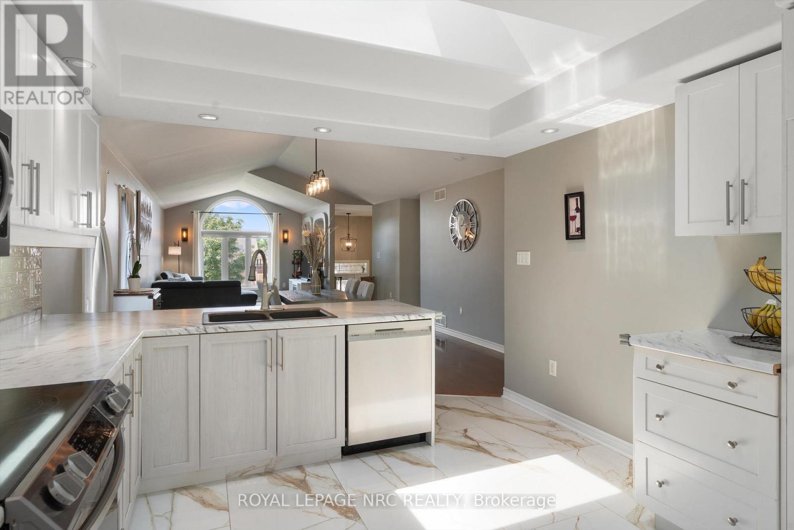 346 CLARE AVENUE - 13