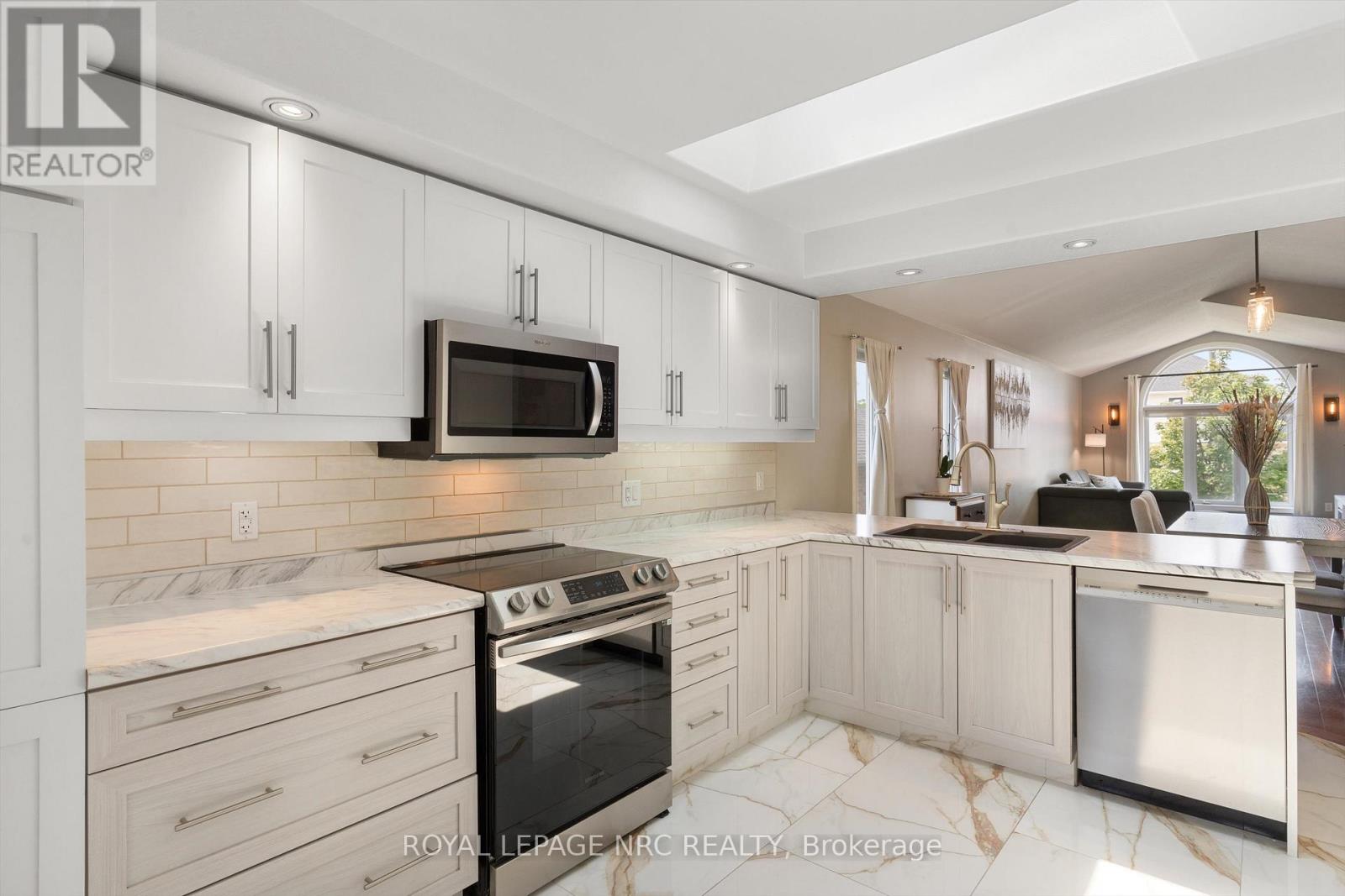 346 CLARE AVENUE - 14