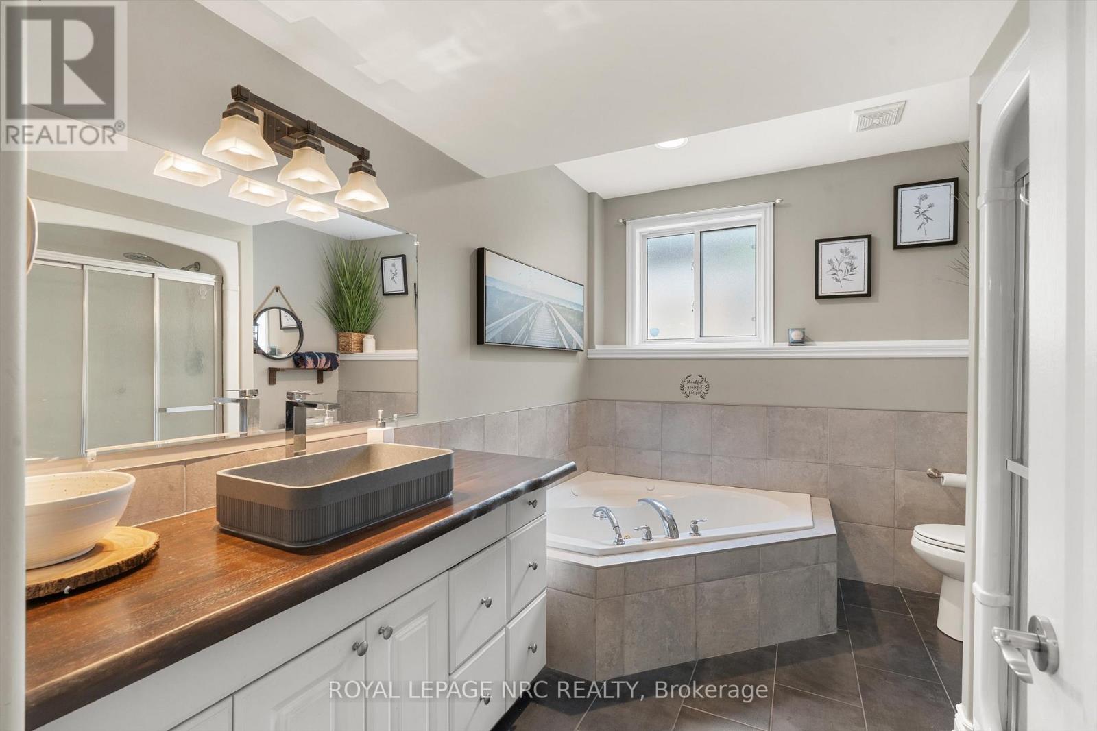 346 CLARE AVENUE - 29