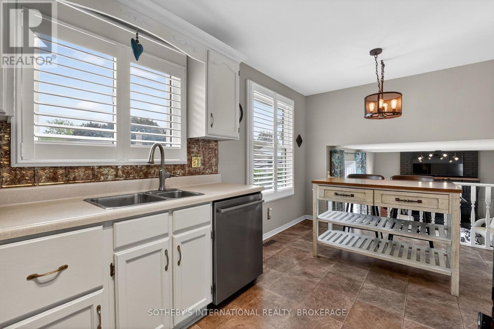 311 MAIN STREET - 14
