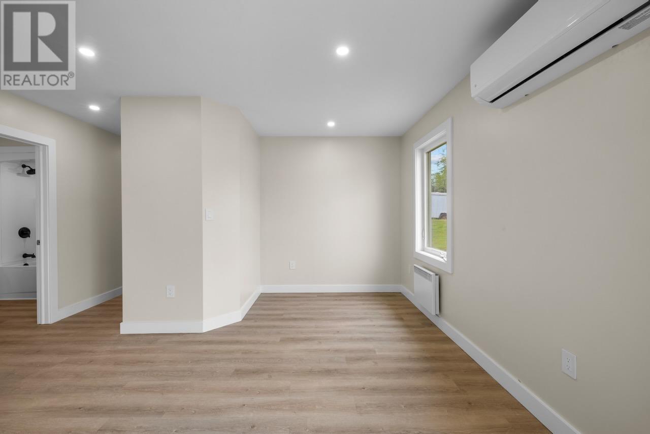 2 BALDERSTON Court - 12
