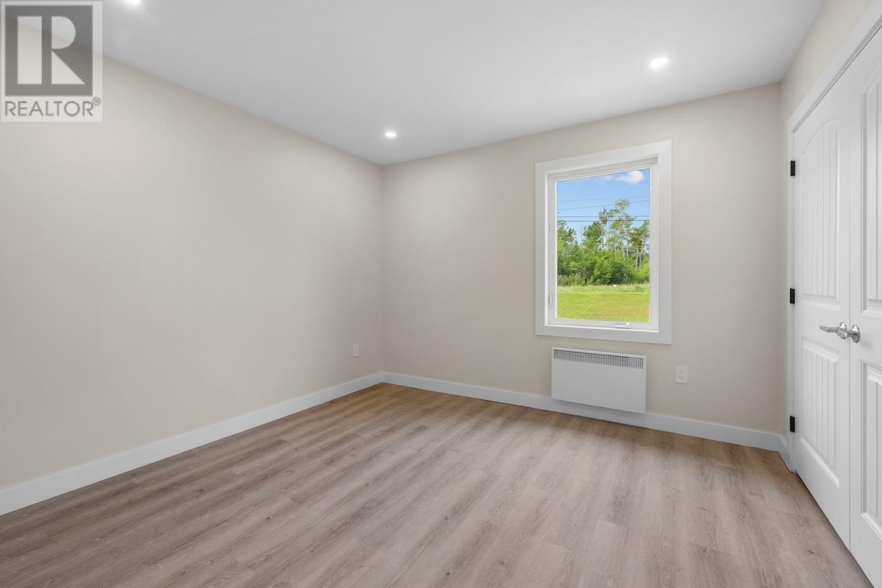 2 BALDERSTON Court - 19