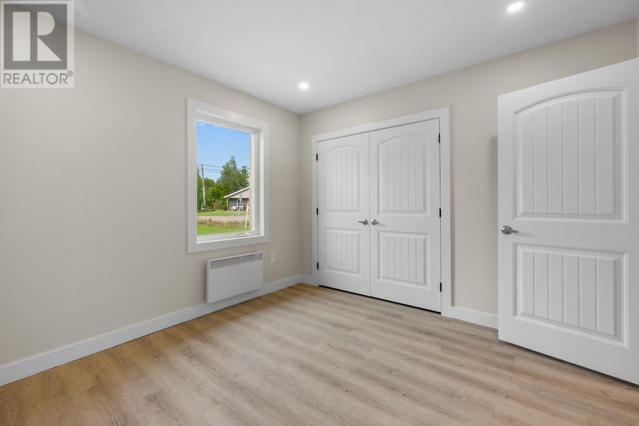 2 BALDERSTON Court - 20