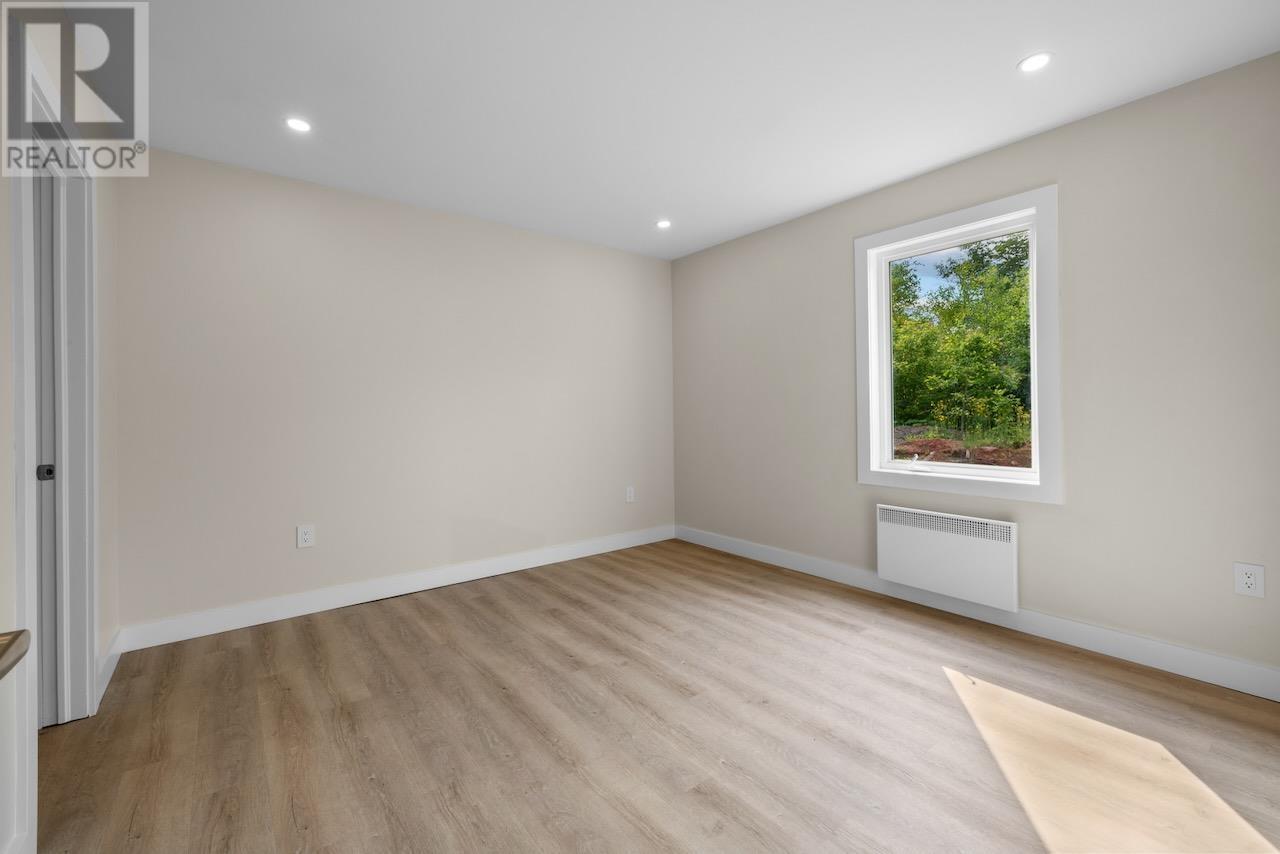 2 BALDERSTON Court - 21