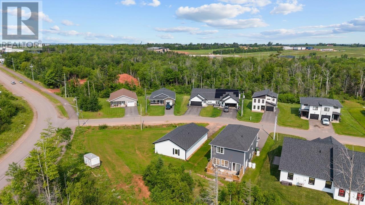 2 BALDERSTON Court - 39