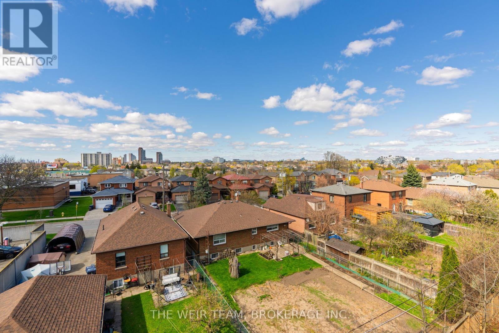 #308 1120 BRIAR HILL AVENUE - 22
