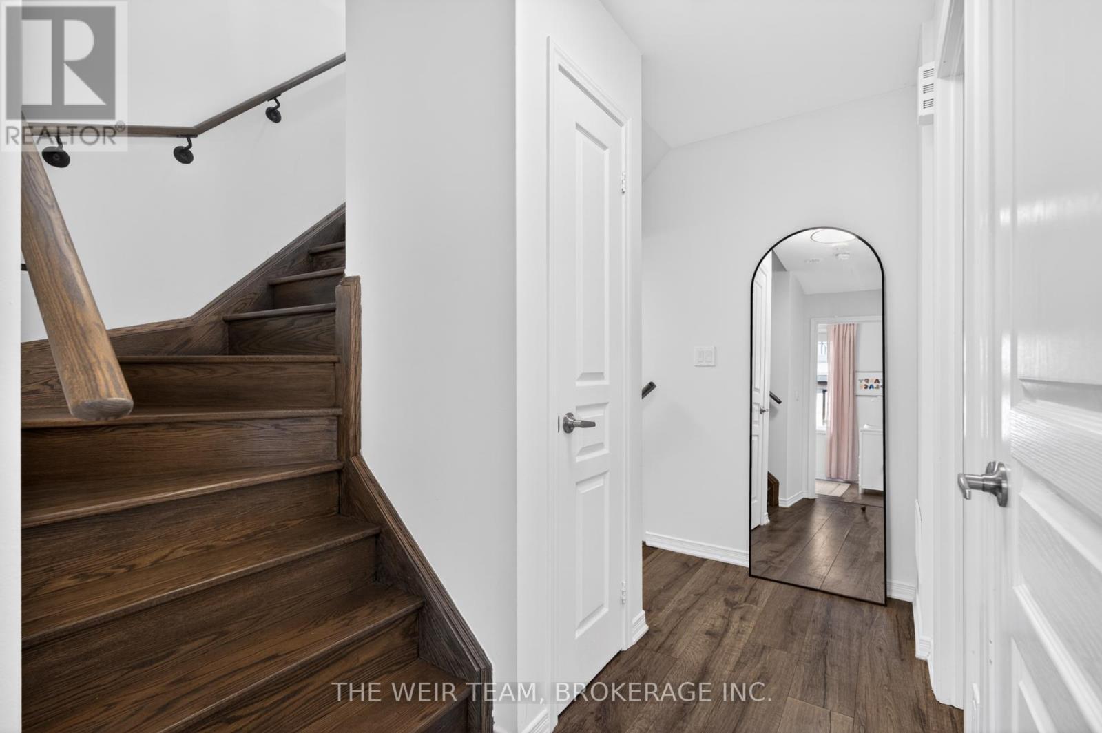 #308 1120 BRIAR HILL AVENUE - 34