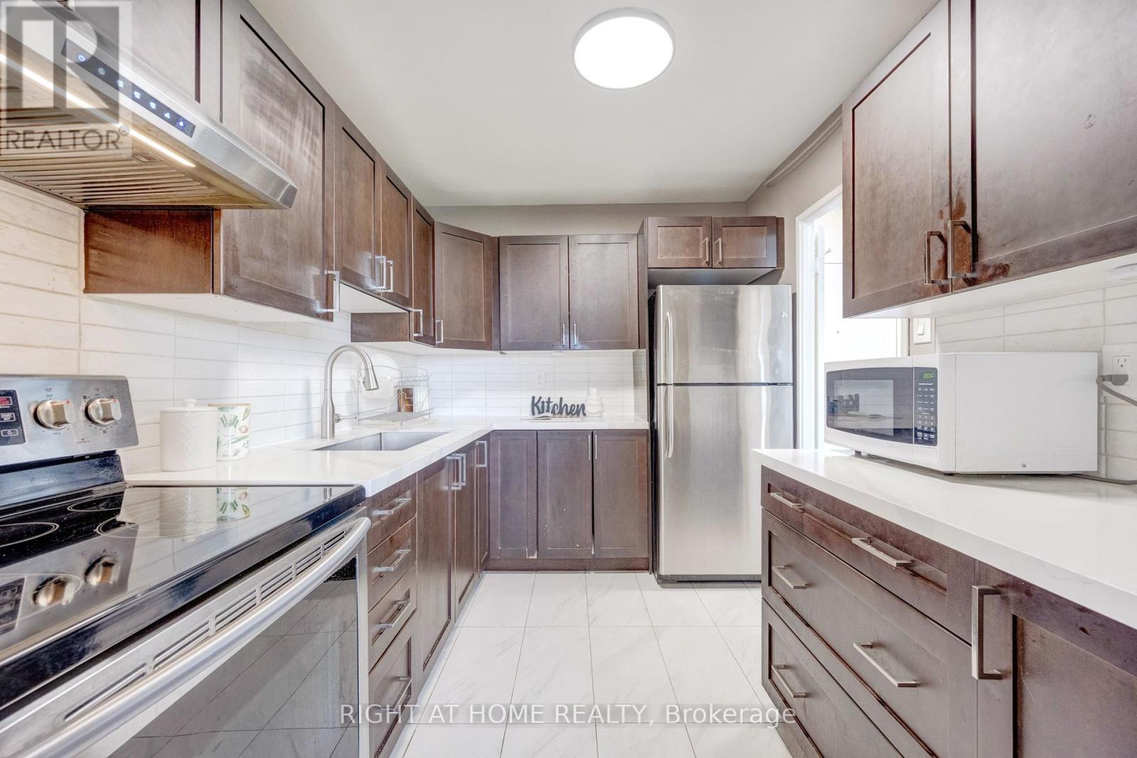 #708 3390 WESTON ROAD - 16