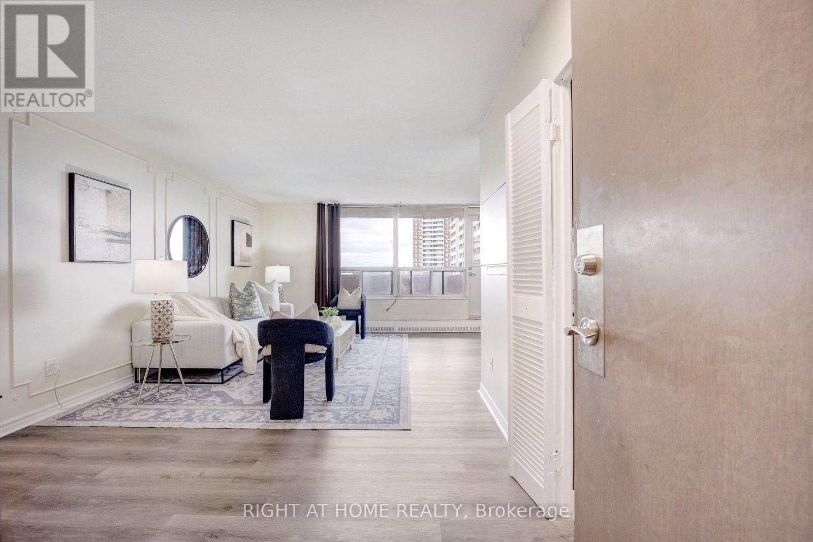 #708 3390 WESTON ROAD - 35