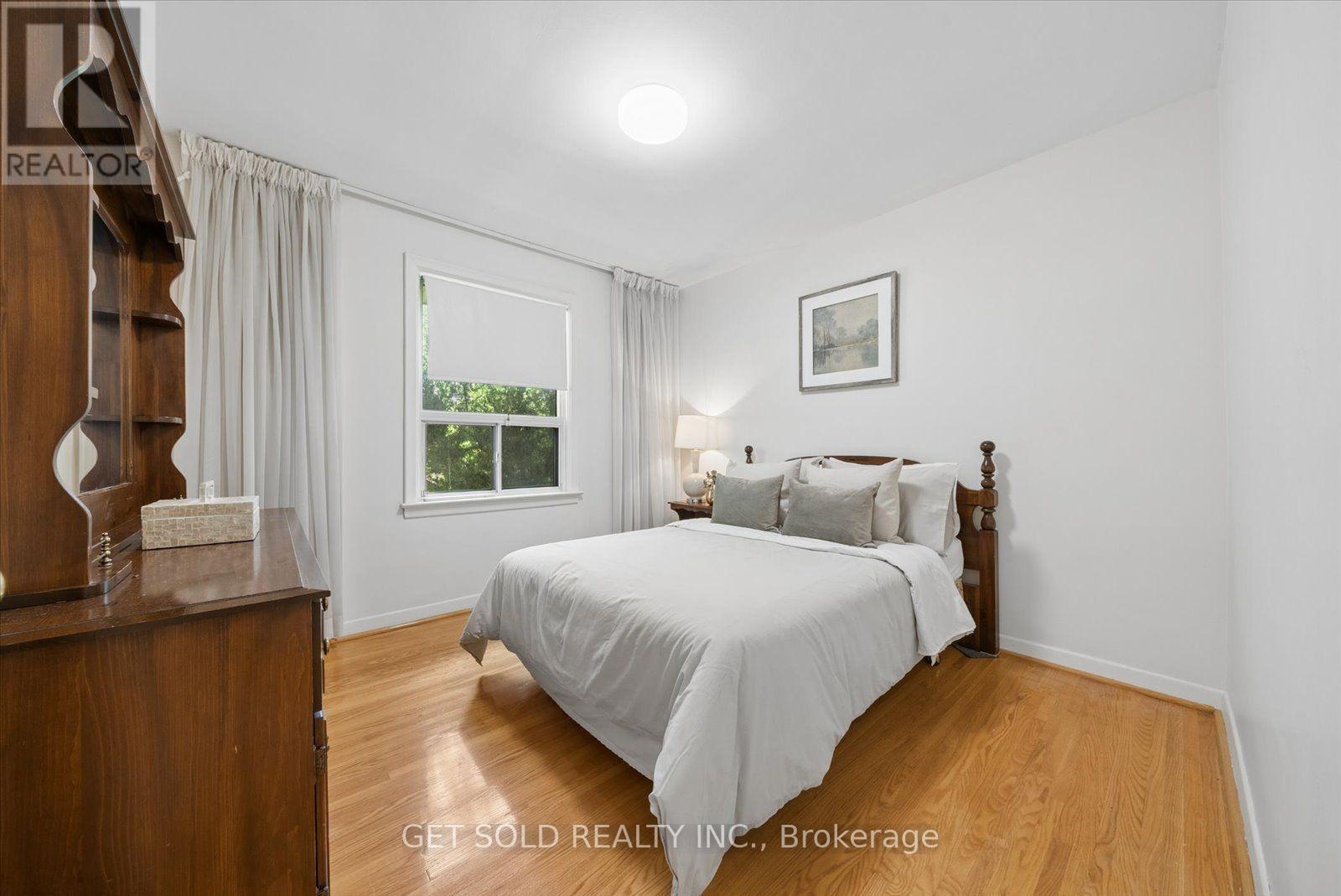 129 RIVERHEAD DRIVE - 20