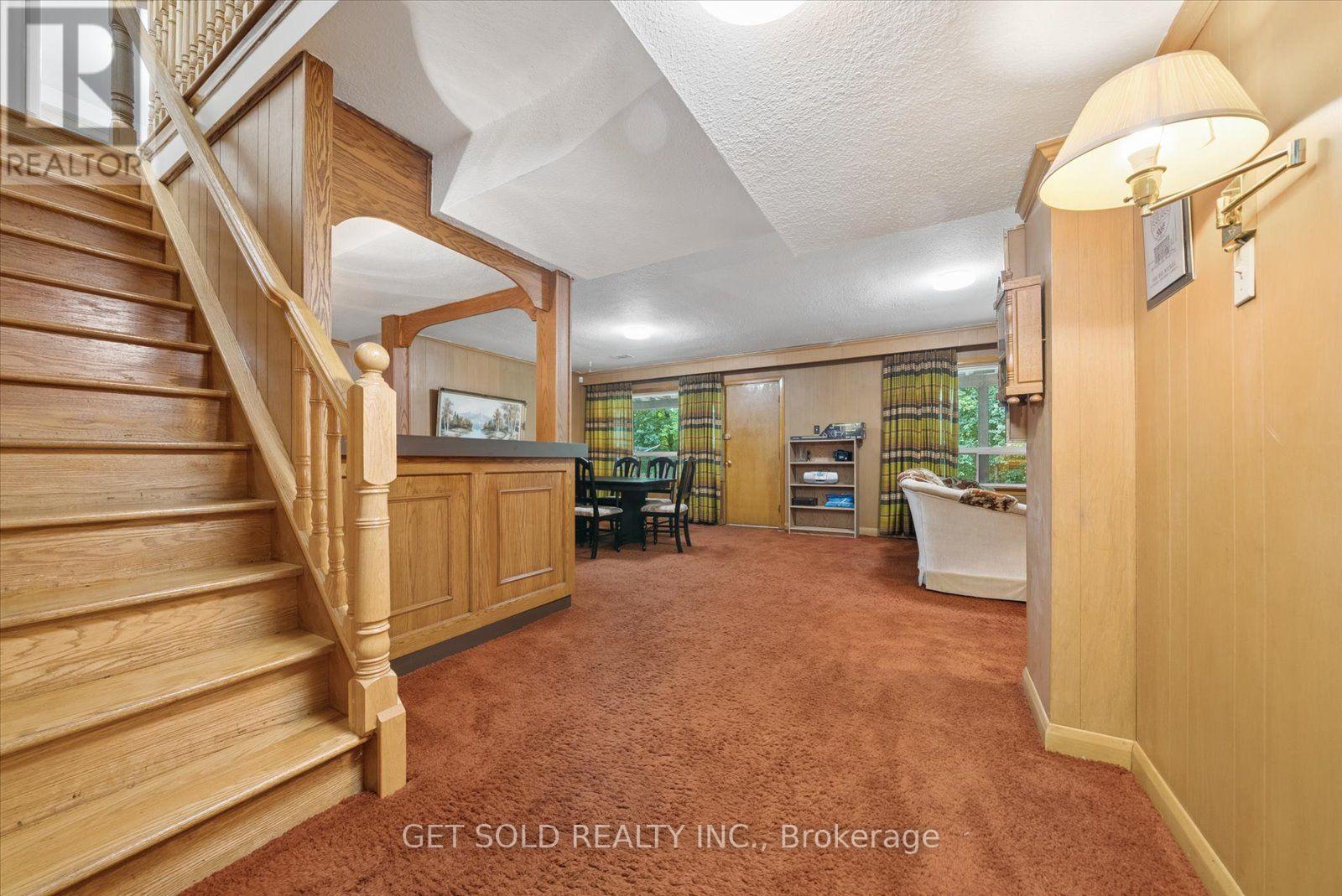 129 RIVERHEAD DRIVE - 23