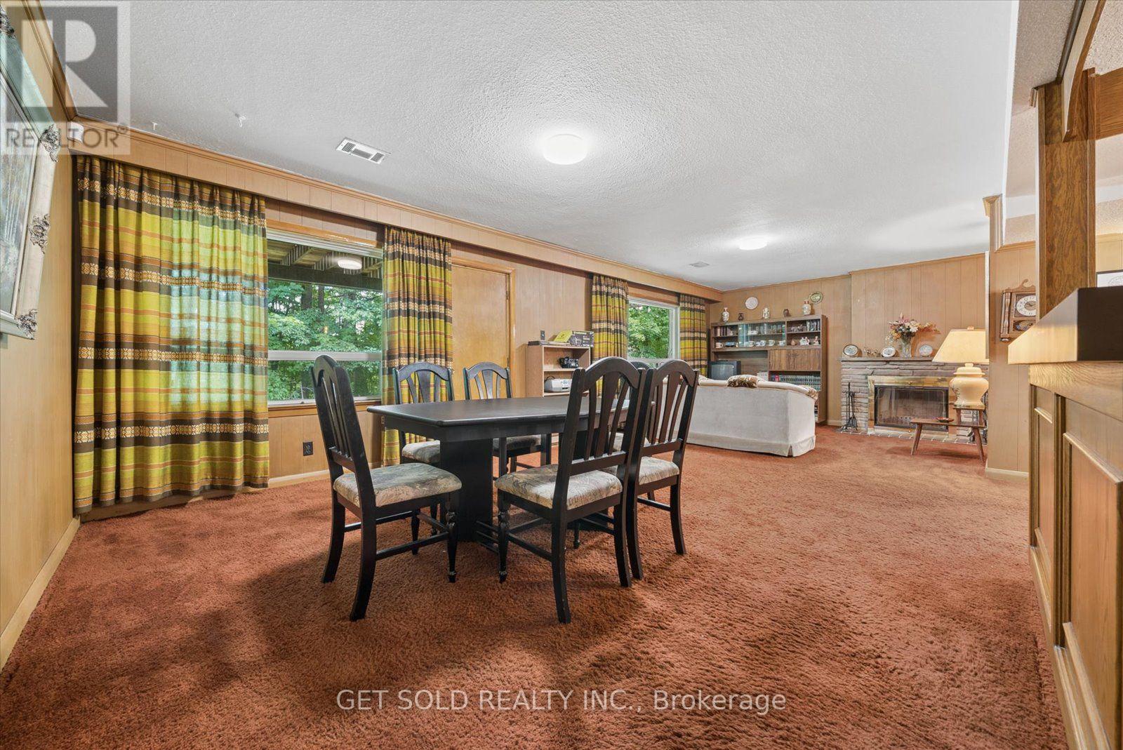 129 RIVERHEAD DRIVE - 25