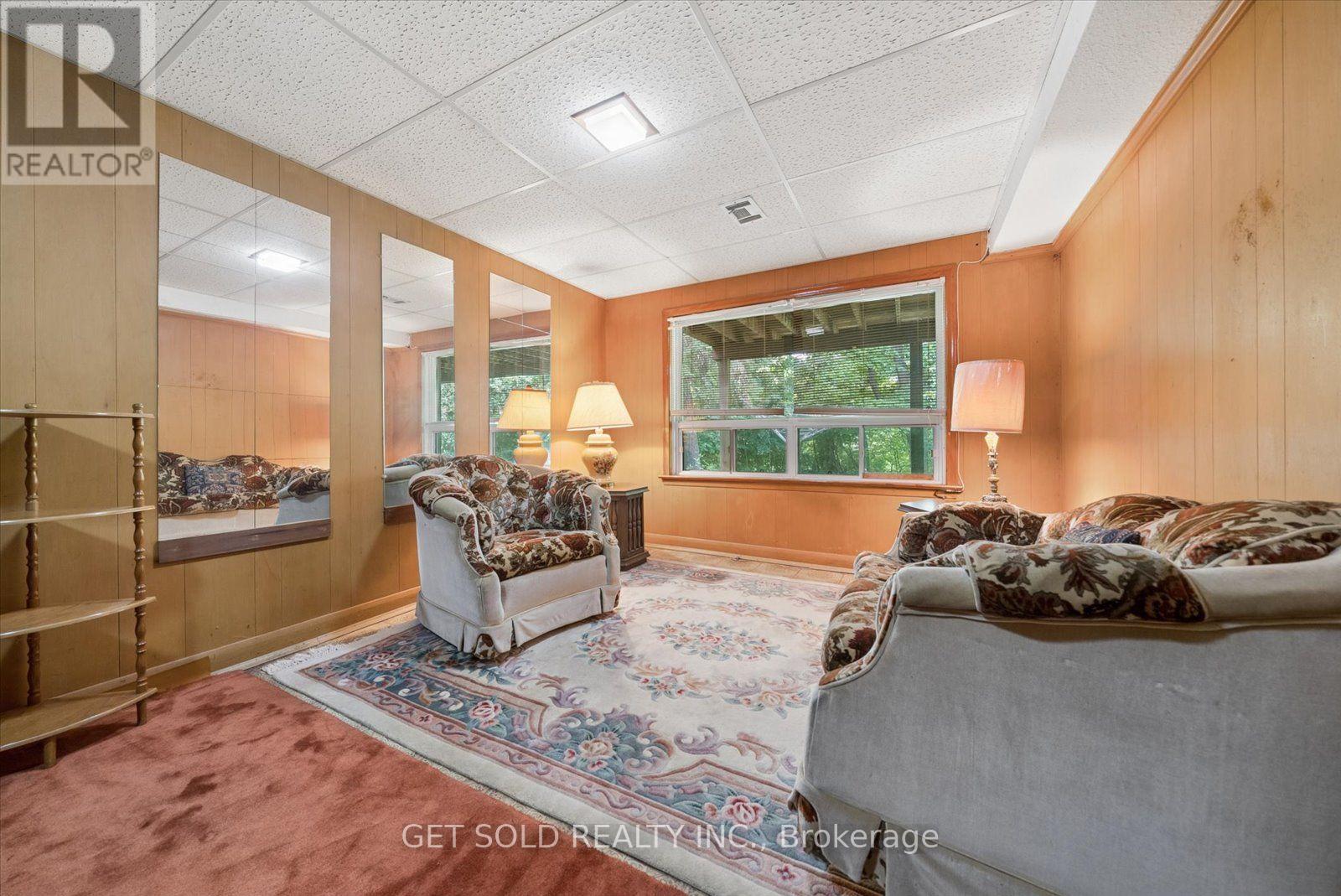 129 RIVERHEAD DRIVE - 29