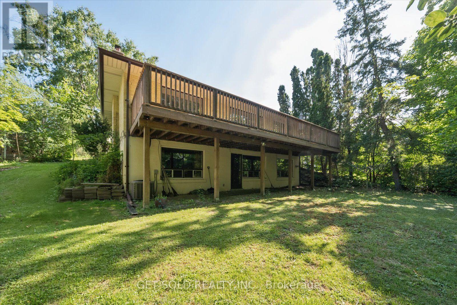 129 RIVERHEAD DRIVE - 34