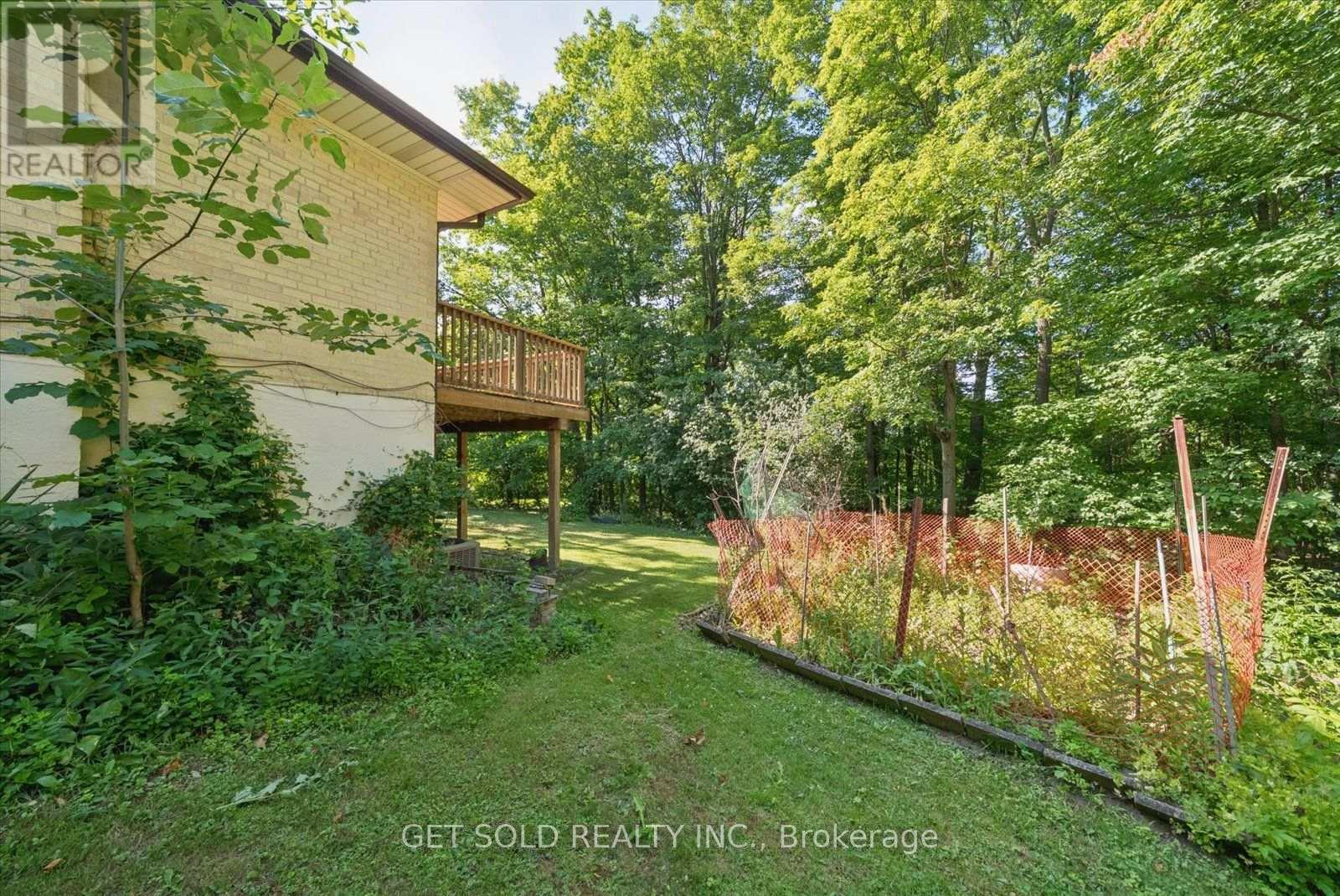 129 RIVERHEAD DRIVE - 36