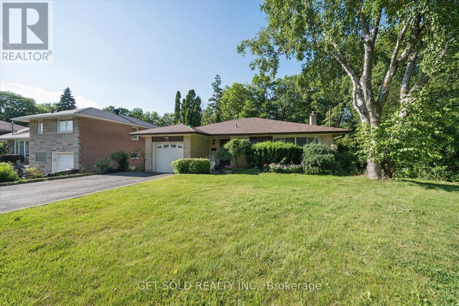 129 RIVERHEAD DRIVE - 41