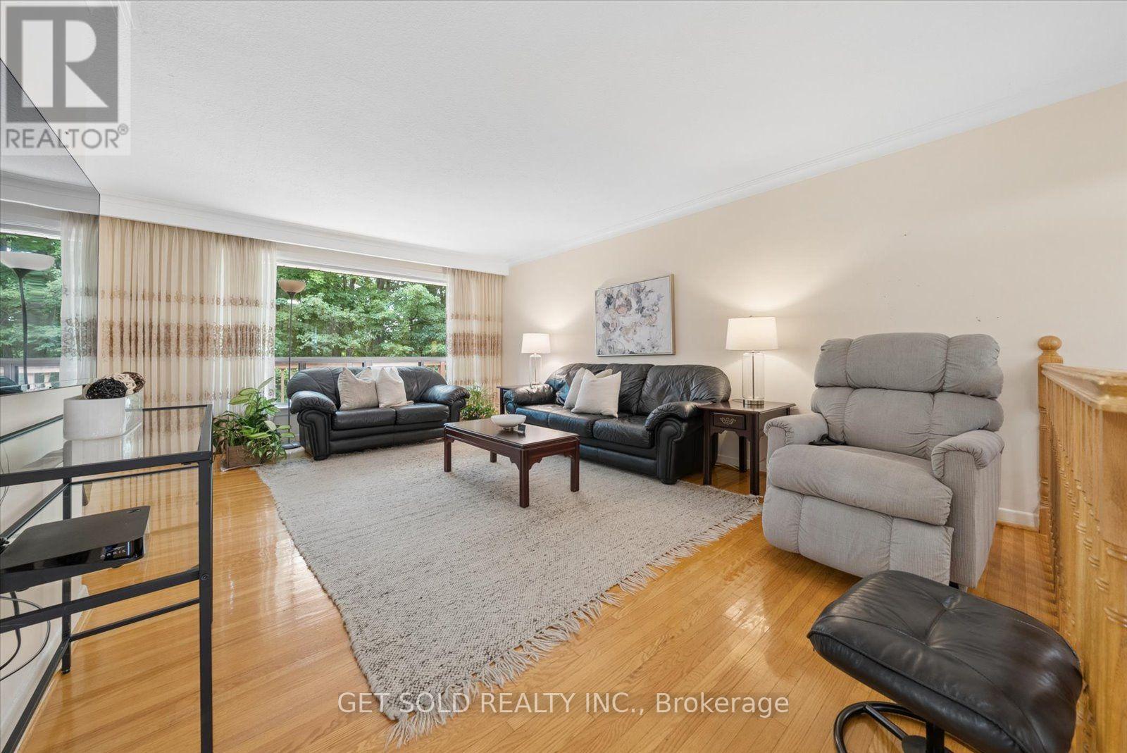 129 RIVERHEAD DRIVE - 5