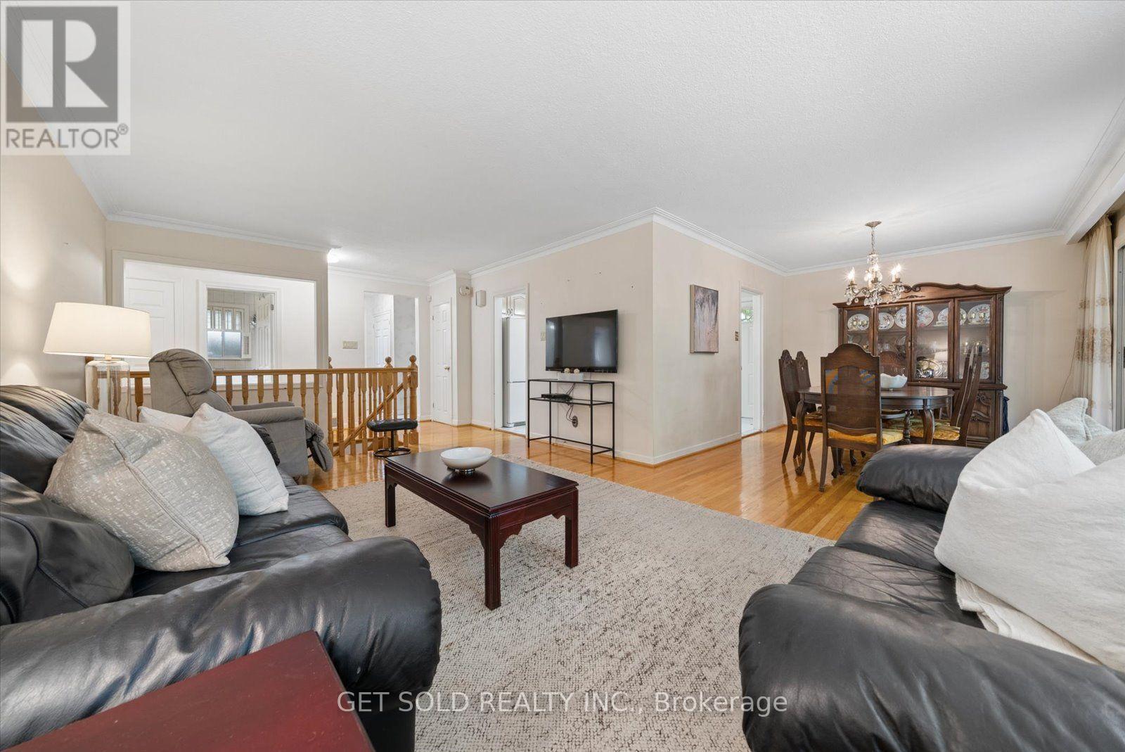 129 RIVERHEAD DRIVE - 7