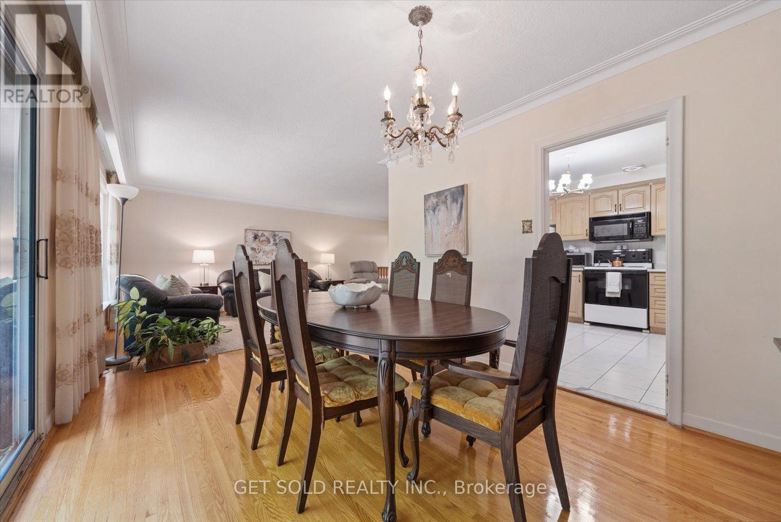 129 RIVERHEAD DRIVE - 8