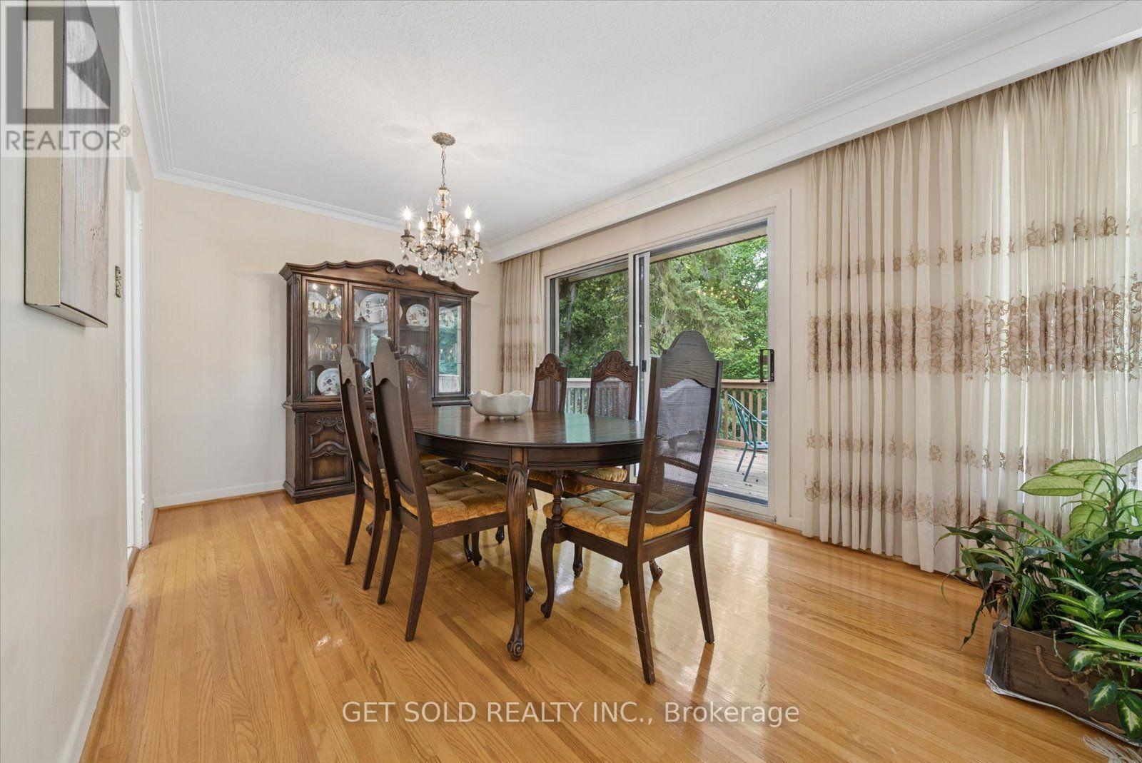 129 RIVERHEAD DRIVE - 9