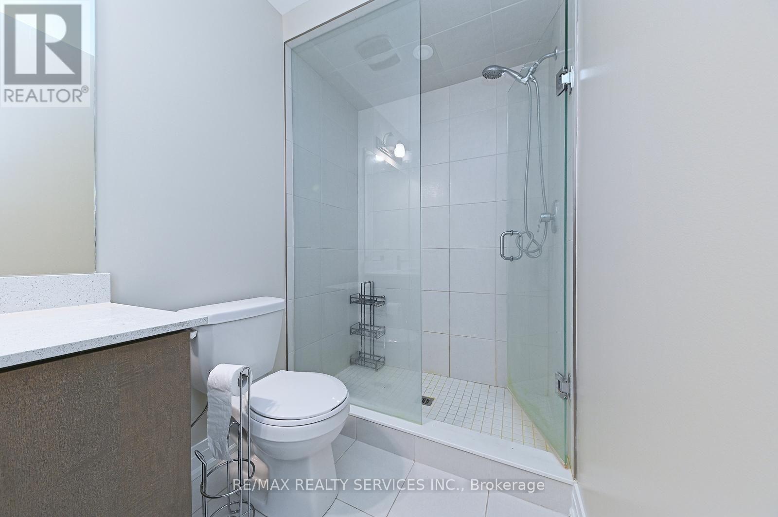 52 HUMBERSTONE DRIVE - 33