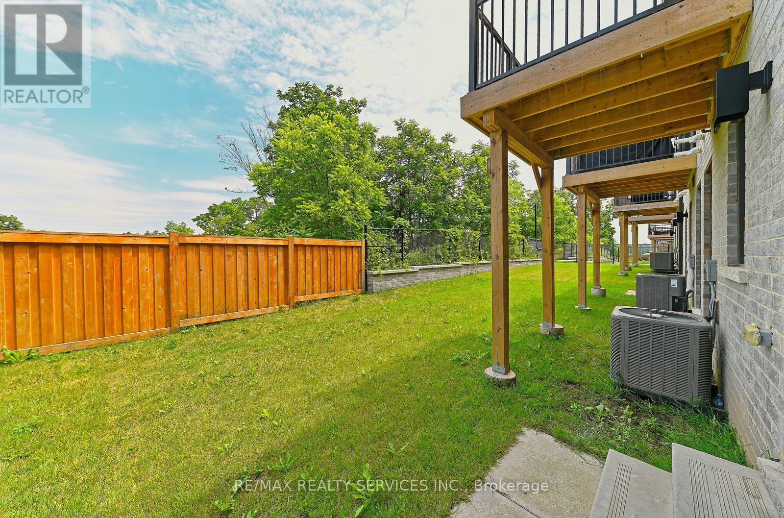 52 HUMBERSTONE DRIVE - 45