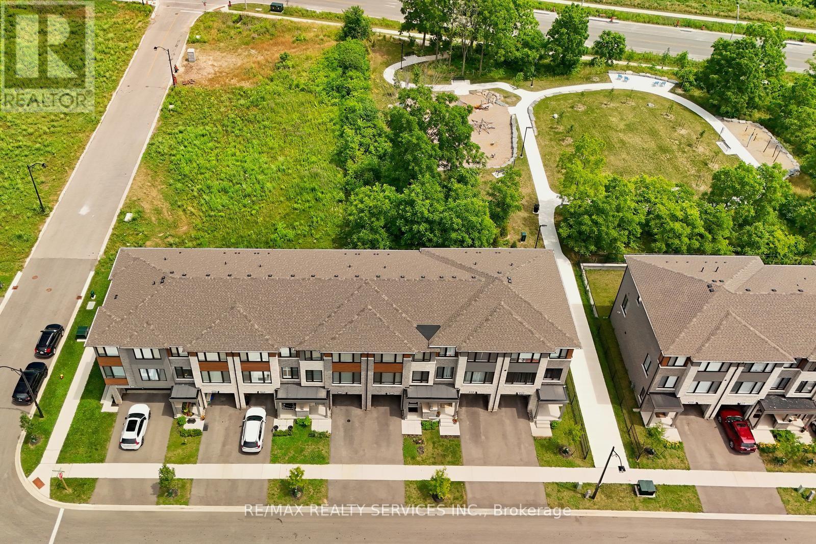 52 HUMBERSTONE DRIVE - 46