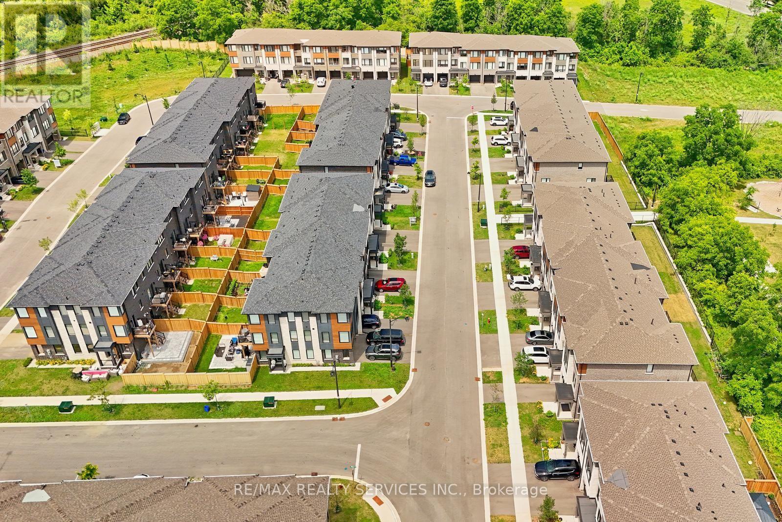 52 HUMBERSTONE DRIVE - 49