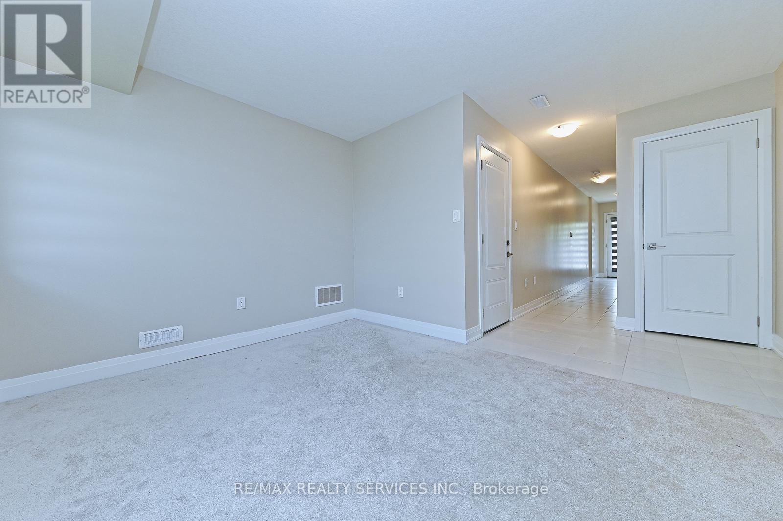 52 HUMBERSTONE DRIVE - 6