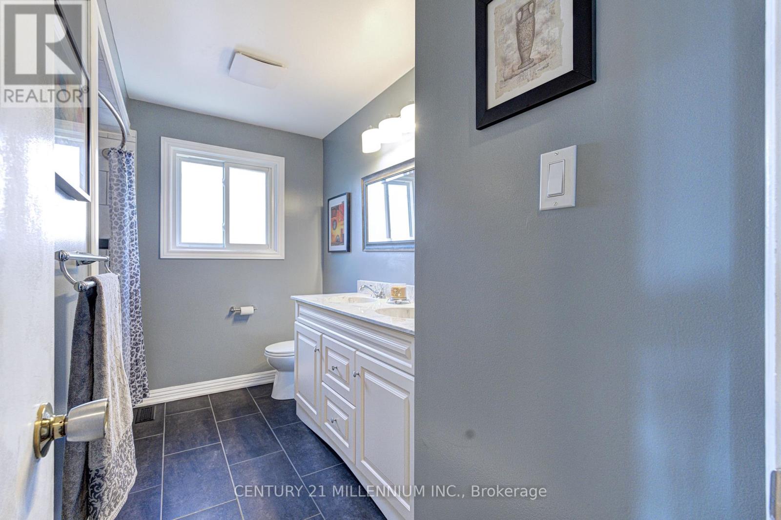 63 LINKDALE ROAD - 32