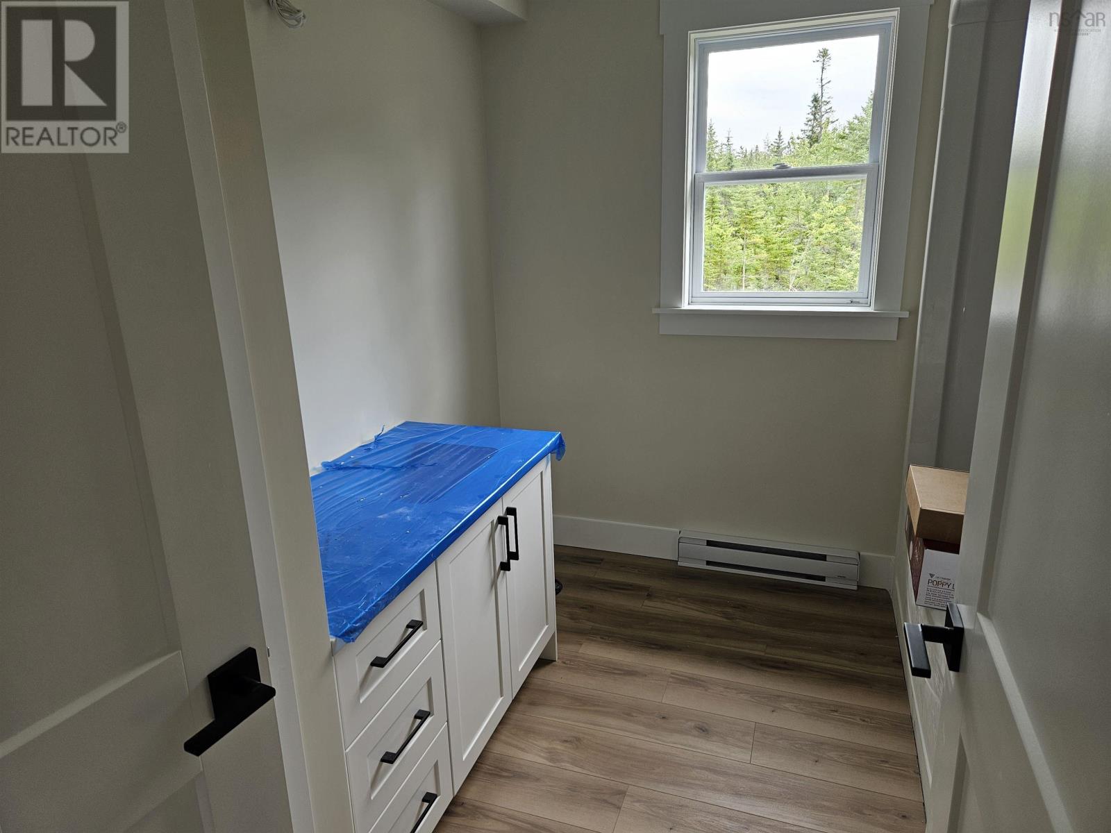 165 Ostrea Lake Road - 8